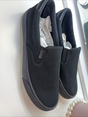 Lugz Men's Black Slip-On Canvas Loafers